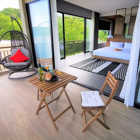 The Gallery Hotel Nai Harn Bagian luar foto
