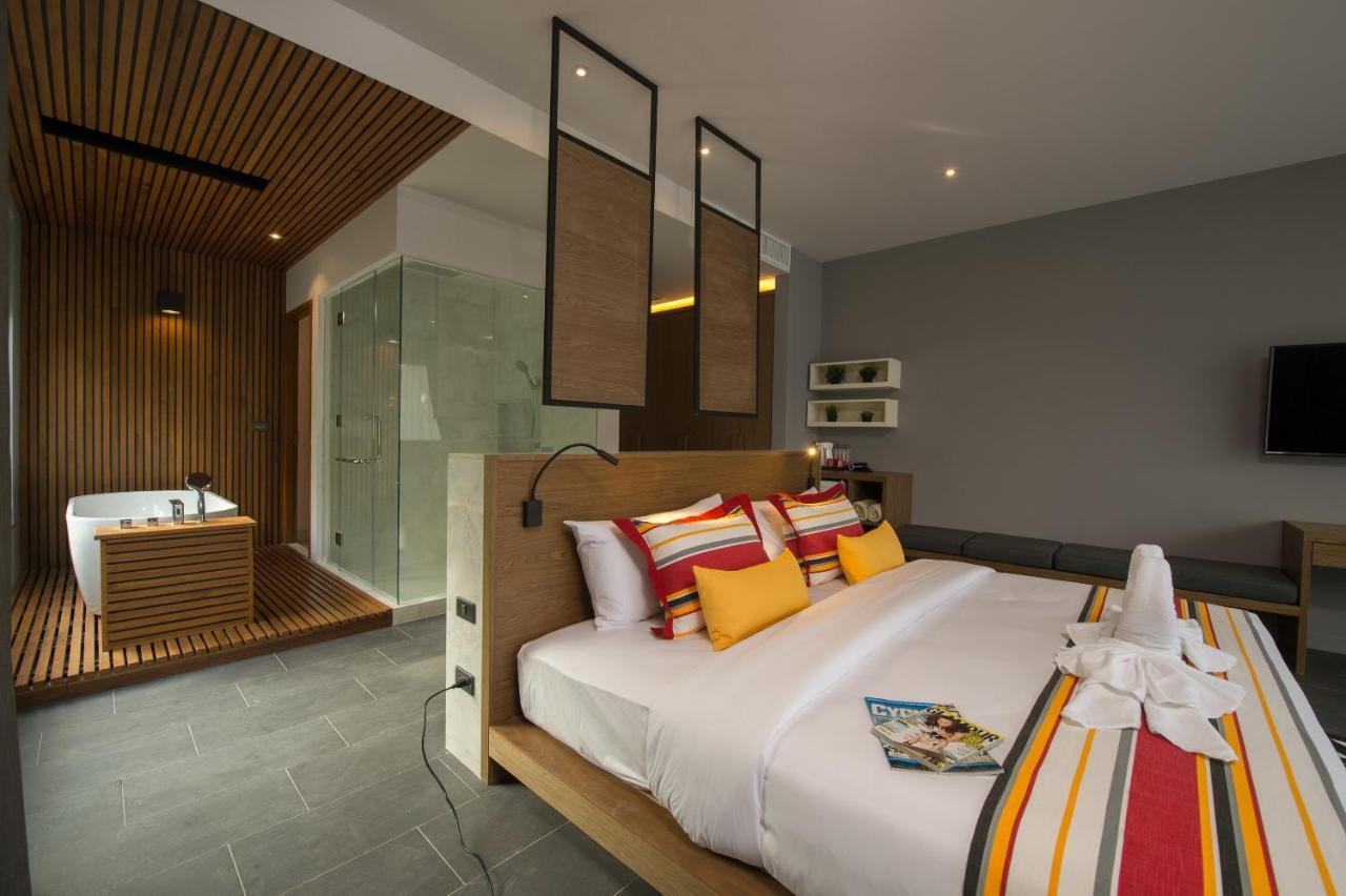 The Gallery Hotel Nai Harn Bagian luar foto
