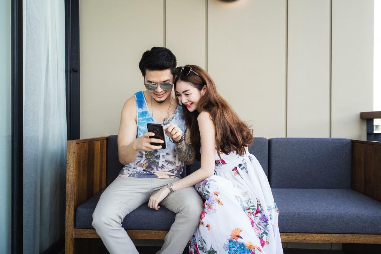 The Gallery Hotel Nai Harn Bagian luar foto